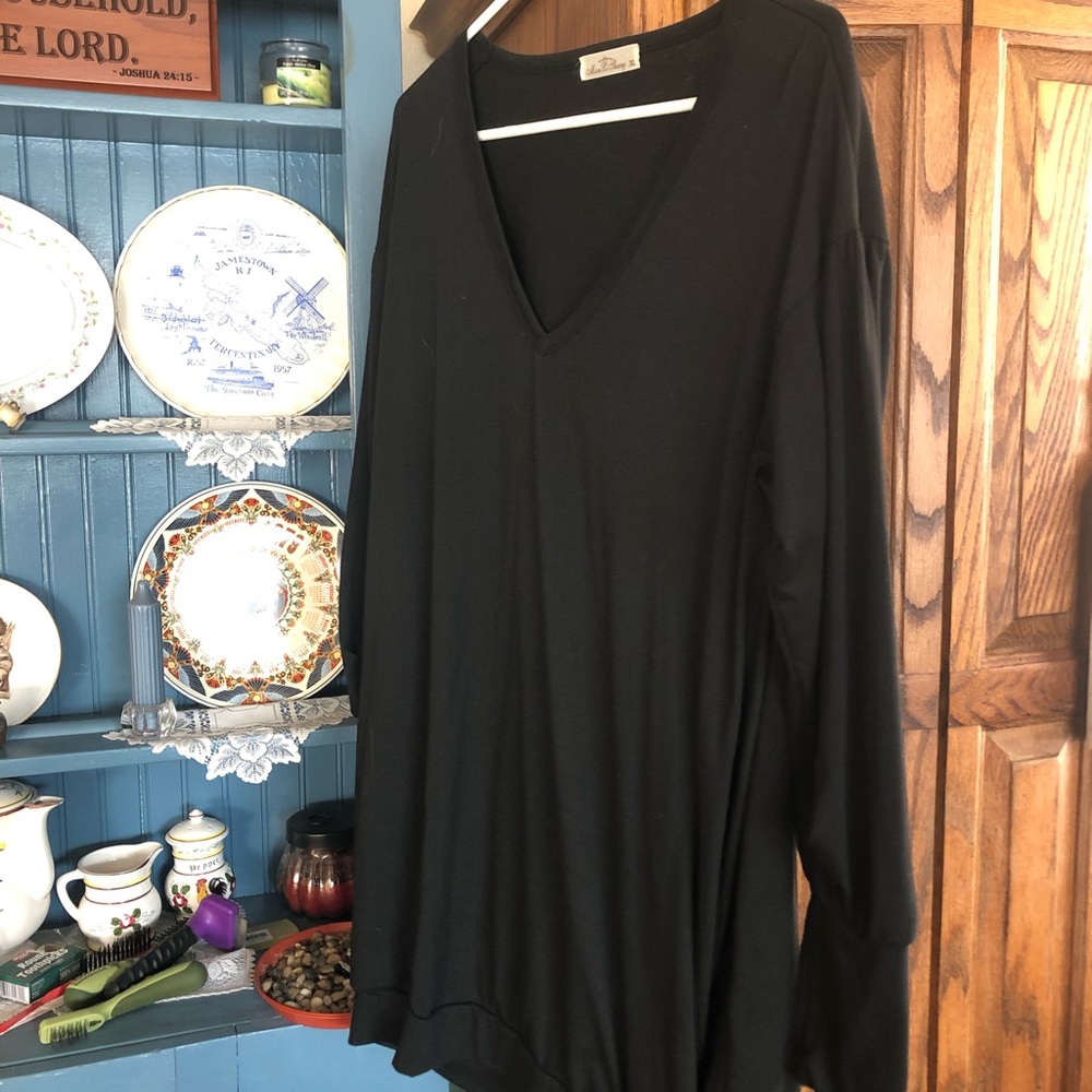 Long sleeve tee